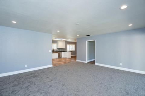3205 Yorkshire Ln, Modesto, CA 95350 photo 19