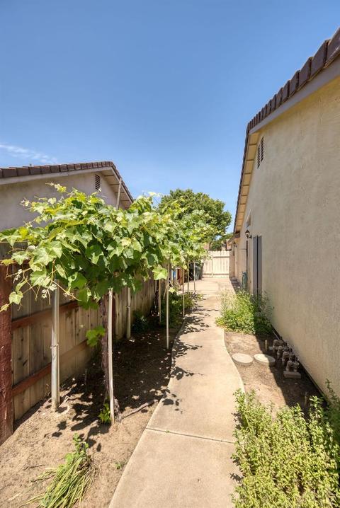 2412 Beatrice Ln, Modesto, CA 95355 photo 40