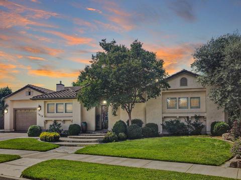1219 S Highland Dr, Ripon, CA 95366 photo 3