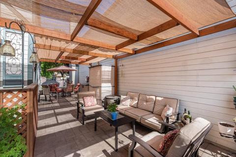438 Golf Cir E, Manteca, CA 95337 photo 4