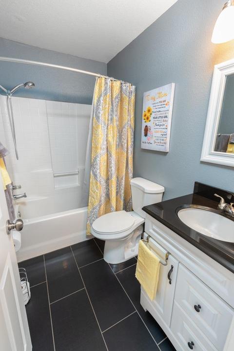 438 Golf Cir E, Manteca, CA 95337 photo 27