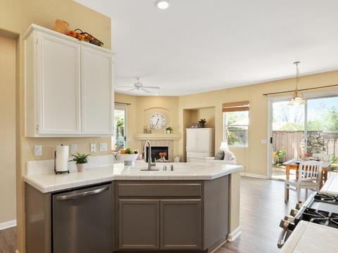 100 Storms Ct, Folsom, CA 95630 photo 10