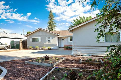 160 Wayside Dr, Turlock, CA 95380 photo 2