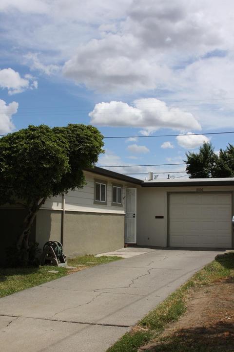 1806 Pomona Dr, Davis, CA 95616 photo 1