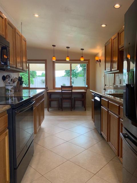 1806 Pomona Dr, Davis, CA 95616 photo 6