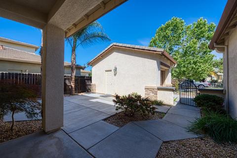 227 Paint Way, Patterson, CA 95363 photo 8