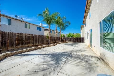 227 Paint Way, Patterson, CA 95363 photo 5