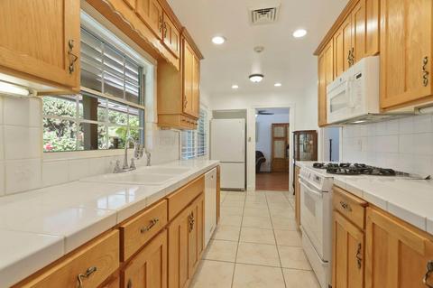 712 Kazmir Ct, Modesto, CA 95351 photo 12