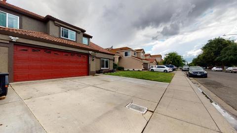 1732 Mark Mead Ln, Modesto, CA 95356 photo 4