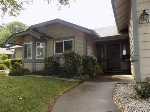 1724 Colin Ln, Modesto, CA 95355 photo 2