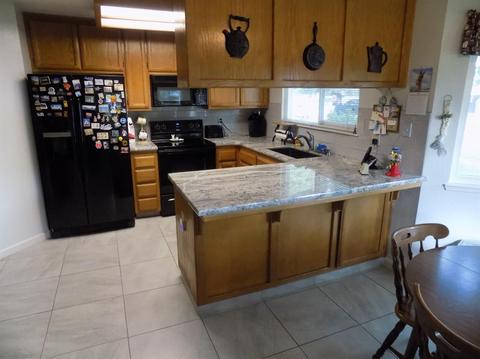 1724 Colin Ln, Modesto, CA 95355 photo 4