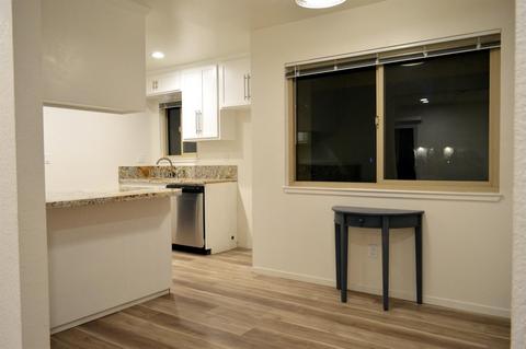 2401 Apache Ln, Modesto, CA 95350 photo 4