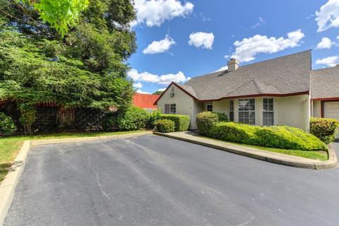 3844 Olivebranch Ln, Carmichael, CA 95608 photo 3