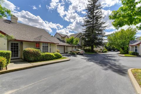 3844 Olivebranch Ln, Carmichael, CA 95608 photo 4