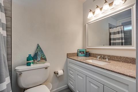 4756 Rustic Rd, Fair Oaks, CA 95628 photo 23