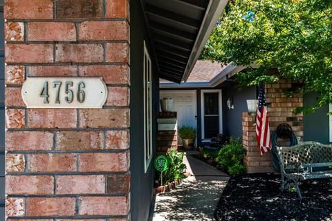 4756 Rustic Rd, Fair Oaks, CA 95628 photo 2