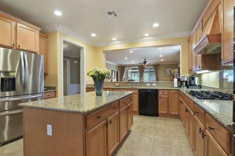 2552 Shadow Berry Dr, Manteca, CA 95336 photo 11
