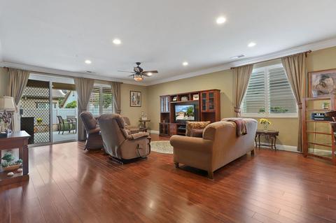 2552 Shadow Berry Dr, Manteca, CA 95336 photo 14