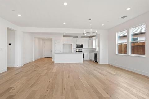 770 W Main St, Winters, CA 95694 photo 18