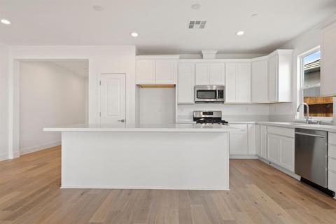 770 W Main St, Winters, CA 95694 photo 12
