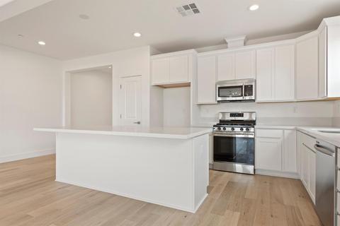 770 W Main St, Winters, CA 95694 photo 13