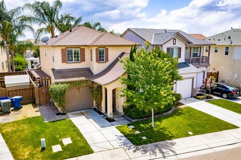 2564 Greenleaf St, Manteca, CA 95337 photo 1
