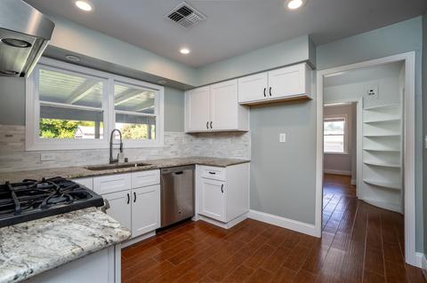 2425 Gunn Rd, Carmichael, CA 95608 photo 9