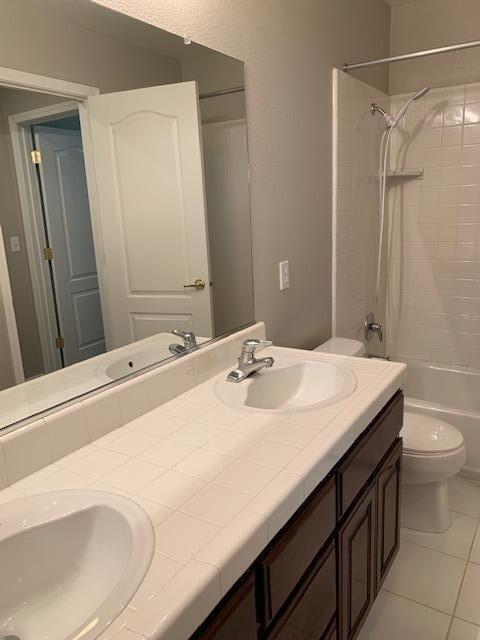 3716 Fallen Oak Dr, Modesto, CA 95355 photo 8