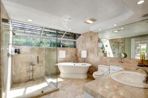 24319 Fairway Dr, Davis, CA 95616 photo 22