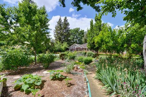 24319 Fairway Dr, Davis, CA 95616 photo 48