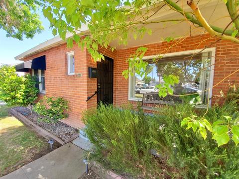 704 Tamarack Dr, Lodi, CA 95240 photo 2