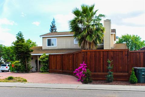 3809 Semallon Dr, Modesto, CA 95356 photo 3