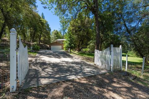 15630 Pinebrook Ct, Sutter Creek, CA 95685 photo 2