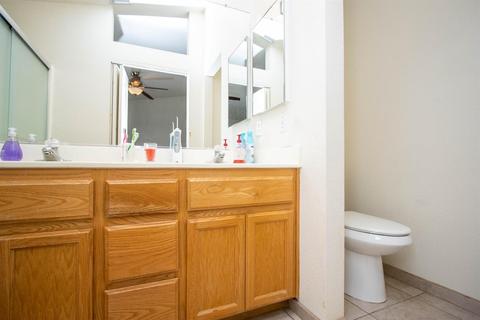 13630 Flagstone St, Lathrop, CA 95330 photo 32