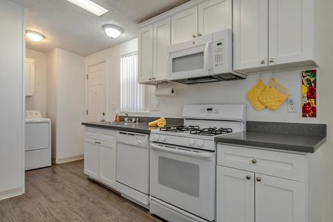 501 Harvey Way, Davis, CA 95618 photo 1
