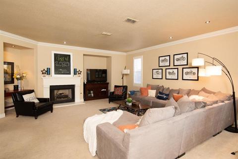 2913 Toronto Way, Modesto, CA 95355 photo 9