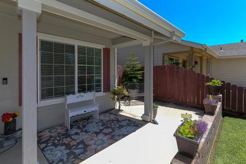 4915 Delphina Ct, Keyes, CA 95328 photo 3