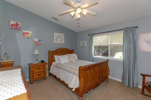 4915 Delphina Ct, Keyes, CA 95328 photo 13