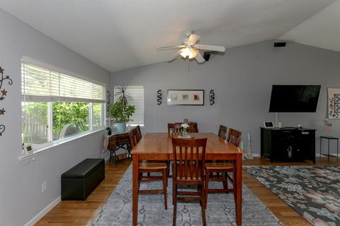 4915 Delphina Ct, Keyes, CA 95328 photo 7