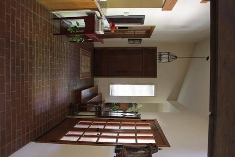 7112 Hillcrest Dr, Modesto, CA 95356 photo 8