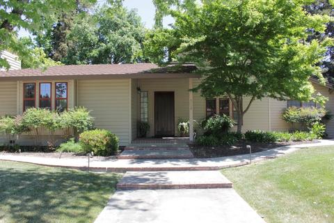 7112 Hillcrest Dr, Modesto, CA 95356 photo 1