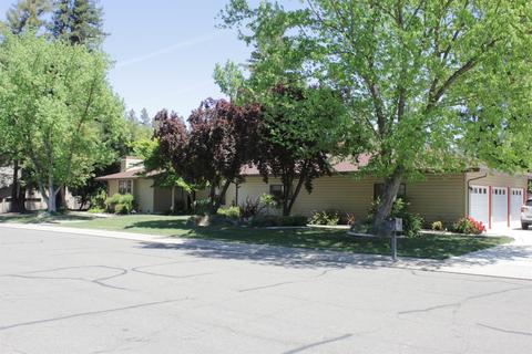 7112 Hillcrest Dr, Modesto, CA 95356 photo 2