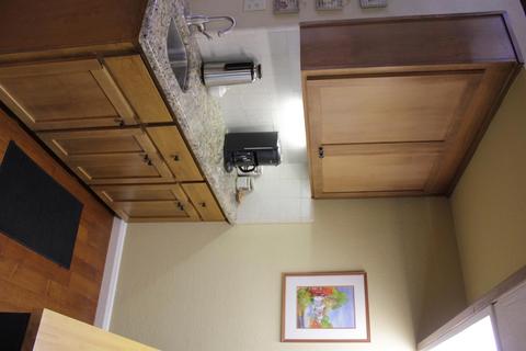 7112 Hillcrest Dr, Modesto, CA 95356 photo 13