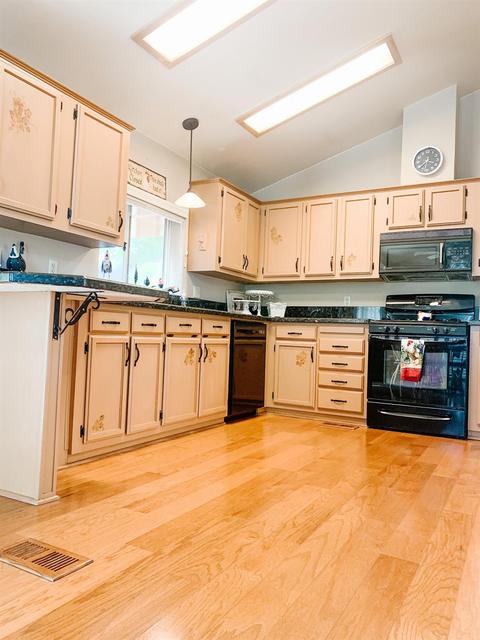 12700 Red Maple #7, Sonora, CA 95370 photo 9