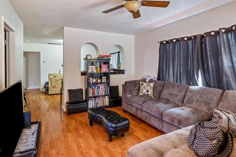 110 Walden St, Modesto, CA 95354 photo 5