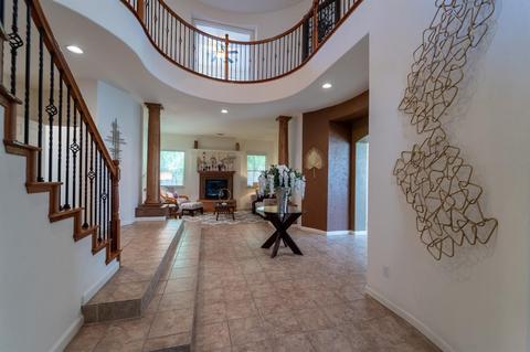 2139 Derrick Ave, Manteca, CA 95337 photo 2