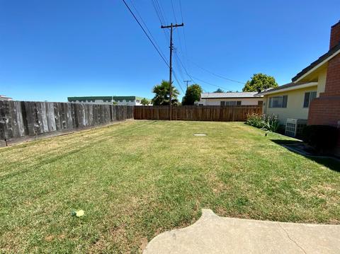 2131 W Elm St, Lodi, CA 95242 photo 12