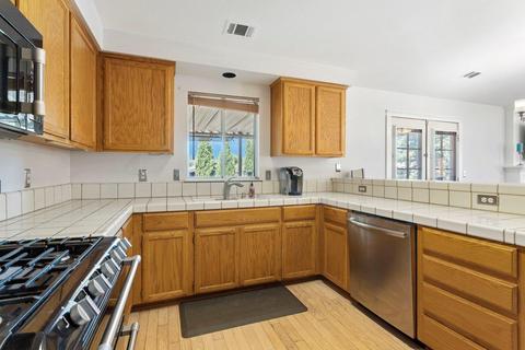 2139 Jayhawk Dr, Lodi, CA 95240 photo 19