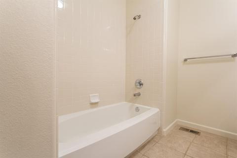 1813 Avignon Ln, Modesto, CA 95356 photo 32