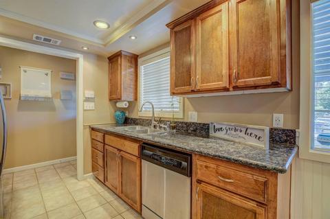 6521 Miles Ln, Carmichael, CA 95608 photo 10